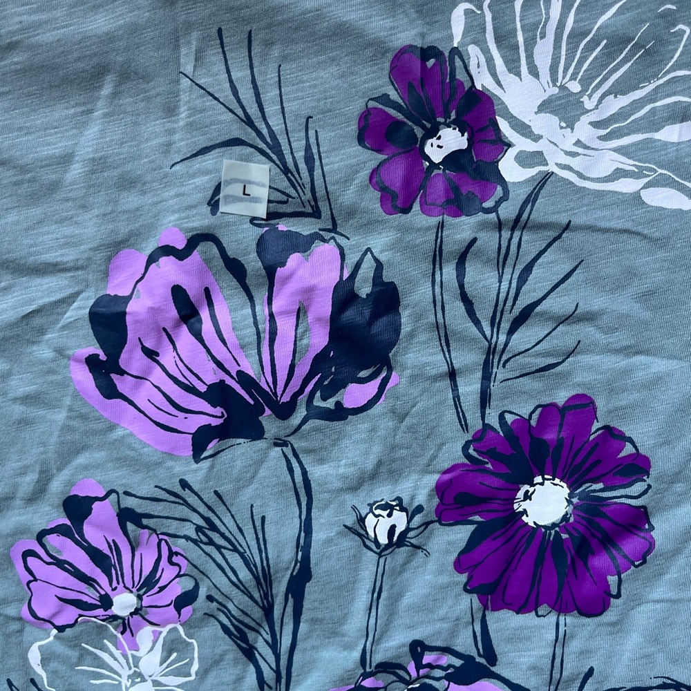 LOFT floral graphic Tee - NWT